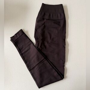 Alphalete Amplify Leggings